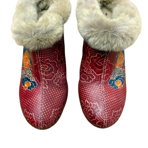 L’Artiste Chic Red Floral Fur-Lined Mules (NWOT) - Picture 2 of 5